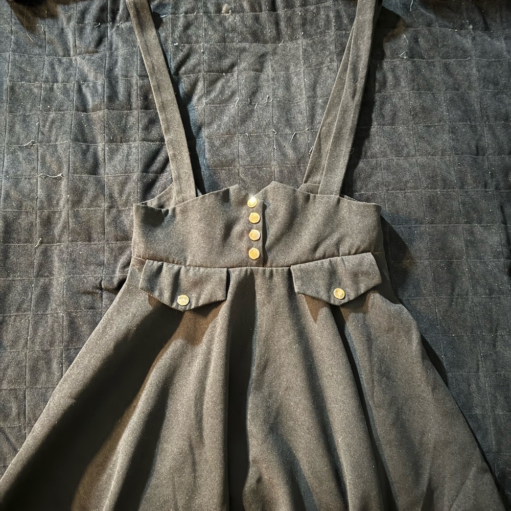 Stylish Black Pinafore Skirt